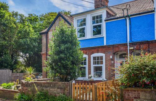 Anchor Cottage - Photo 1