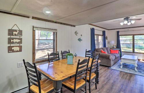 Cozy Lakeside Home with Lake and Mountain Views! - Foto 8