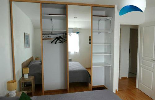 Appartement avec jardin et parking privatif clos - Photo 12