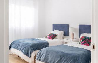 Espectacular piso reformado al lado del rio Turia - Foto 34