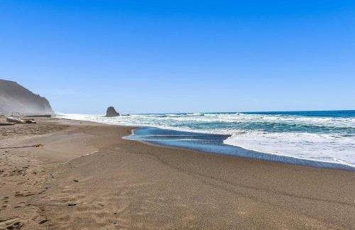 Dream Weaver House with Hot Tub and Ocean View! - Foto 38