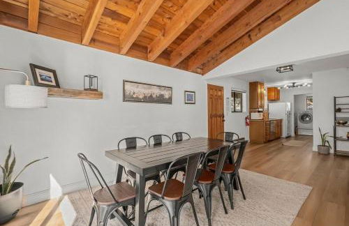 Tahoe Peaks & Shores Getaway - Foto 13