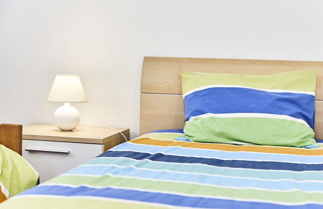 Two Bedroom Self Contained House - Photo 10