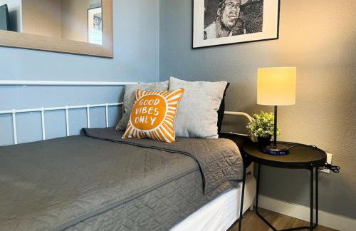 Spacious 2BR Sleeps up to 6 Art Inspired and Affordable - Foto 8