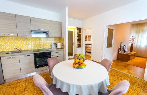 Cozy 2 Bedroom APT 15 Min Walk From Split Center and Beach - Foto 4