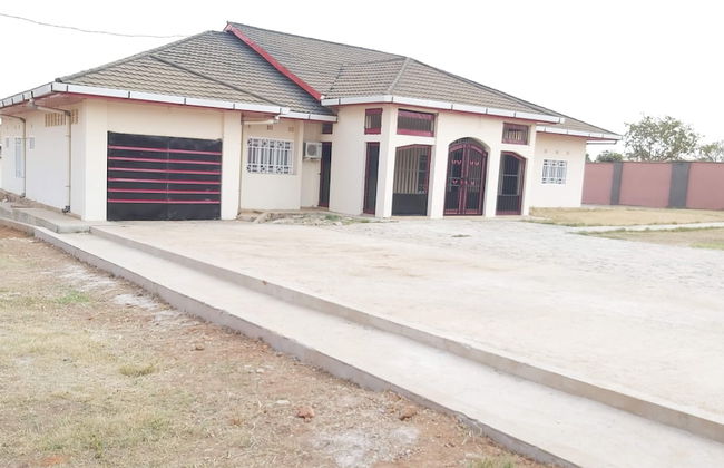 Villa Sleeps 10 With Garden - Foto 12