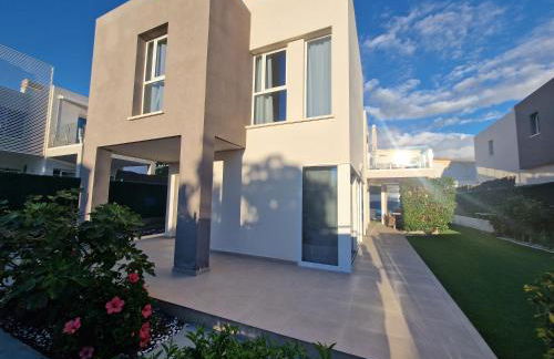 Villa Paraiso-Luxury Villa with Heated Pool - Foto 1