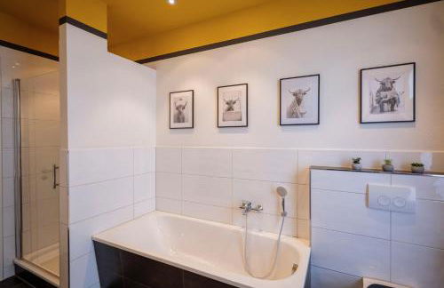 Farb-Reich - Sauna, Netflix, Nespresso, Zentral - Foto 29