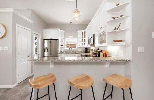 Sunsail Cottage Pool heat & Golf Cart Deals - Foto 13