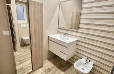 New, modern and in Triana - Foto 4