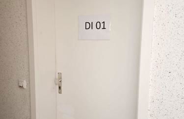 MR Living I moderne Apartments mit Einzelbetten, voll ausgestattete Küche, WLAN, Parkplatz, ideal für Monteure I DI01, DI02 - Foto 8