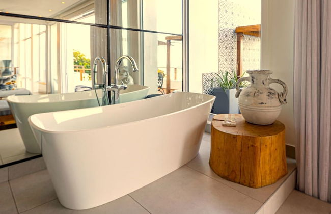 YOLO Spaces – The White House Boutique Villa - Foto 50