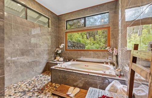 Volcano Tea House Cottage-SpaBath-HotTub-FirePlace - Foto 52