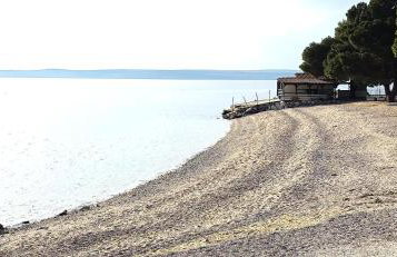 Family and pet friendly apartment Frankopan Croatia - Photo 44