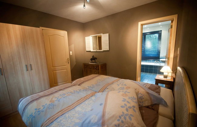 Modern Holiday Home in Stavelot With Fireplace - Photo 5