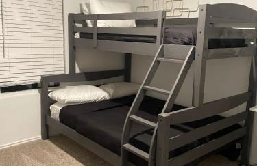 Entire house near airport & COTA - Foto 6