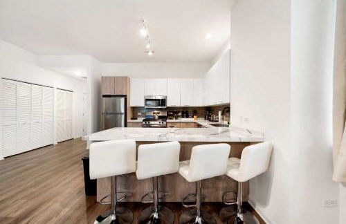 Stylish 3BR Gem in Prime Location - Foto 11