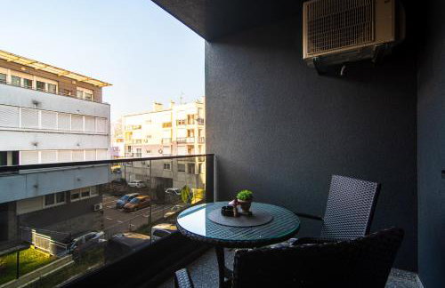 Flexible SelfCheckIns 63 - Zagreb - Loggia - Brand New - Photo 5