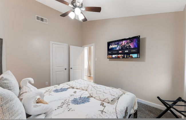 4 Queen Beds High Speed Wifi Private Parking - Foto 76