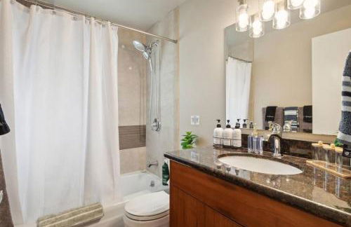 Vibrant 2bed Condo - Stroll to SEA Space Needle - Foto 49