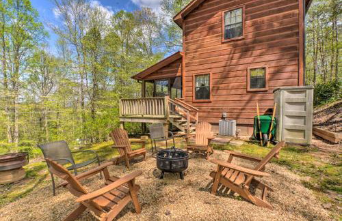 Cozy Hiawassee Cabin with Fire Pit and Mtn Views! - Foto 27
