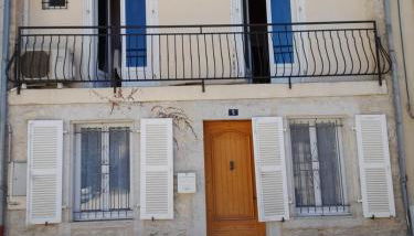 Maison de village avec cour intérieure et terrasse - Foto 4