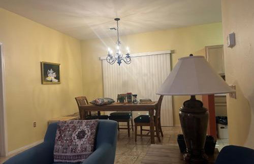 55 Plus 2-bedroom, 2-bathroom Townhouse in The Springs at Santa Rita - Foto 31