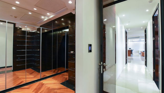 Entrada (vista interior)