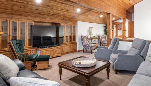 Family Getaway-Pool, Hot Spring, Scuba & Ice Castles 727 home - Foto 2