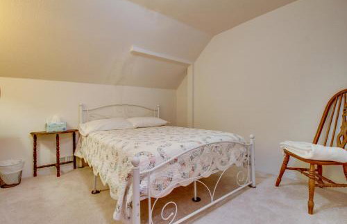 Cozy Augusta Cabin with Furnished Deck and Grill! - Foto 15