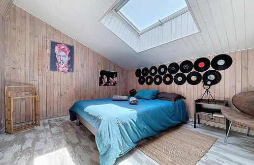 Superbe LOFT centre-ville - Sauna - parking privé -Clim- 1 à 10personnes - Foto 60