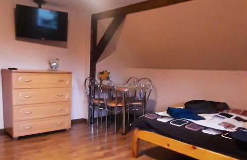 ,,POD SKAŁKAMI '' ŚWIERADÓW ZDRÓJ-okolica ,POKOJE Z ŁAZIENKAMI I ANEKSAMI KUCHENNYMI - Foto 4