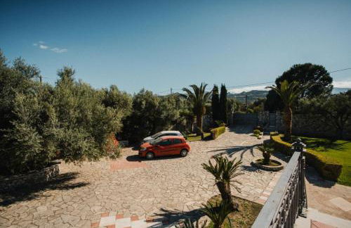 PanThea Stone Villa - Photo 44