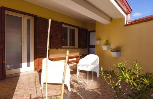 Attic With a View - Foto 19