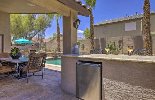 Chic Maricopa Getaway with Outdoor Oasis and Pool - Foto 40