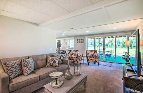 Family Home with Deck, Yard, Dock on Rock River - Foto 27