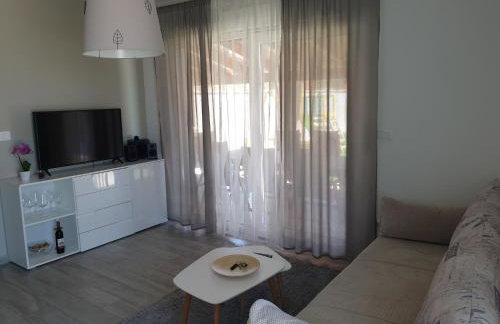 Small house Tia with private pool - Photo 4