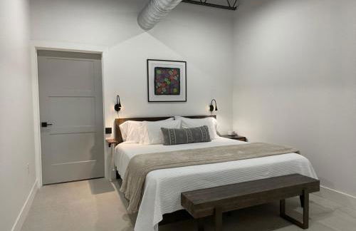 Fyrebird Place - Industrial Loft with Pavilion & Yard - Foto 19