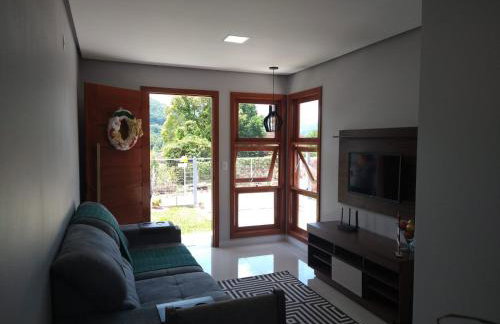 Grey House, próximo a Gramado e ao Templo Budista - Foto 10