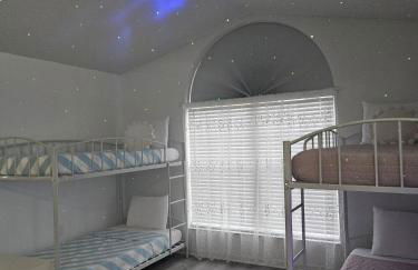 Once upon a good stay - 7 Beds Pool Home by Disney - Foto 20