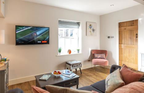 Honey Pot, Chipping Campden, parking, garden, late check-out - Photo 13