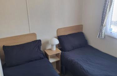 Trecco Bay Porthcawl 2-Bed Caravan Sleeps 6 - Foto 2