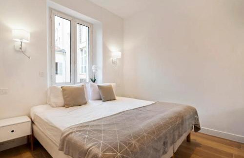 3 bedrooms 3 bath Bivouac 2 min Palais - Photo 9