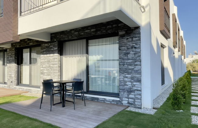 OlivAparts - Photo 63