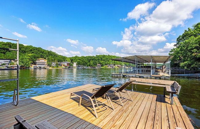 The Lake Shack Waterfront Life - Photo 1