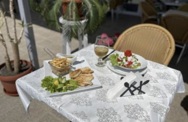 1-bed Modern Sea View Apartment in Aparthotel - Photo 32