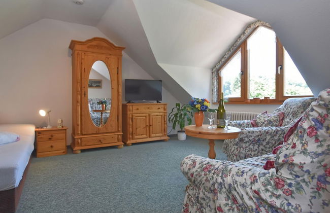 Sophisticated Holiday Home With Garden - Foto 4