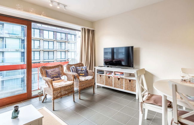 Apartment in St. Idesbald With Sea Views - Photo 24