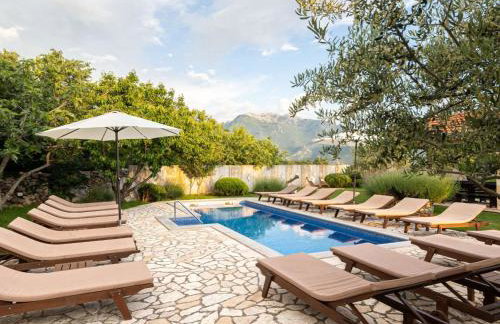 Villa Popovi a Dvori - Six Bedroom Villa with Pool - Foto 16