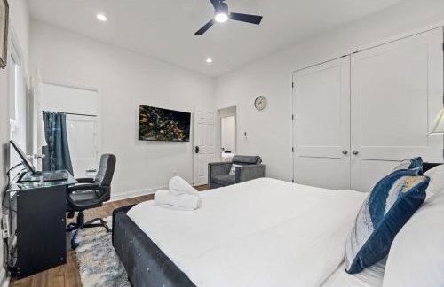 Charming Escape with Hot Tub & Fire Pit Winter Haven! - Foto 19